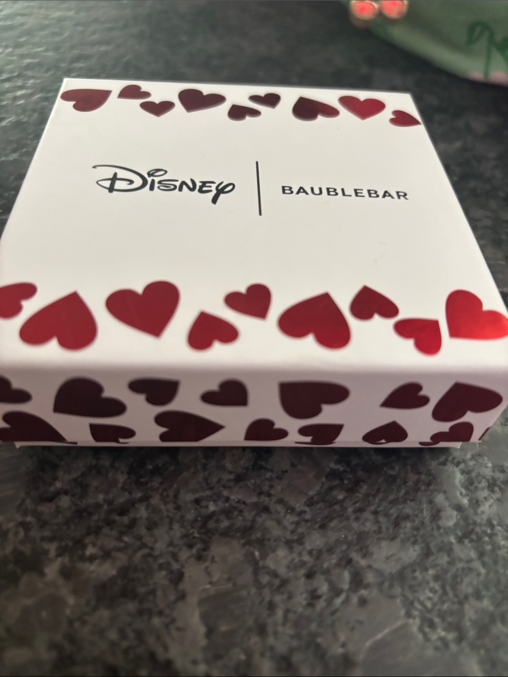 NEW IN BOX Disney Baublebar Winnie the Pooh Heart Earrings - Picture 3 of 5